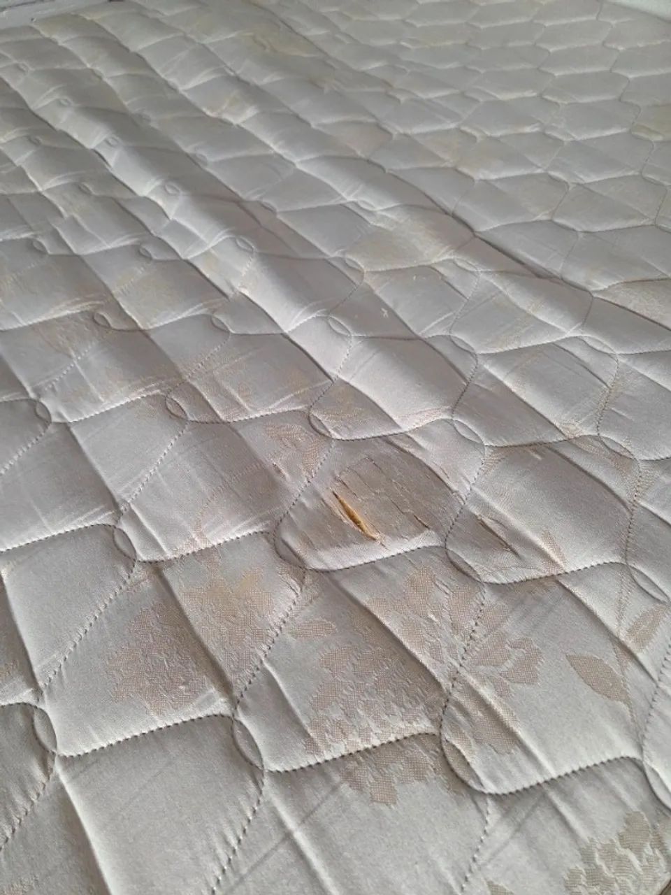 Cama casal com colchão acoplado - 135x185 cm - Foto 4