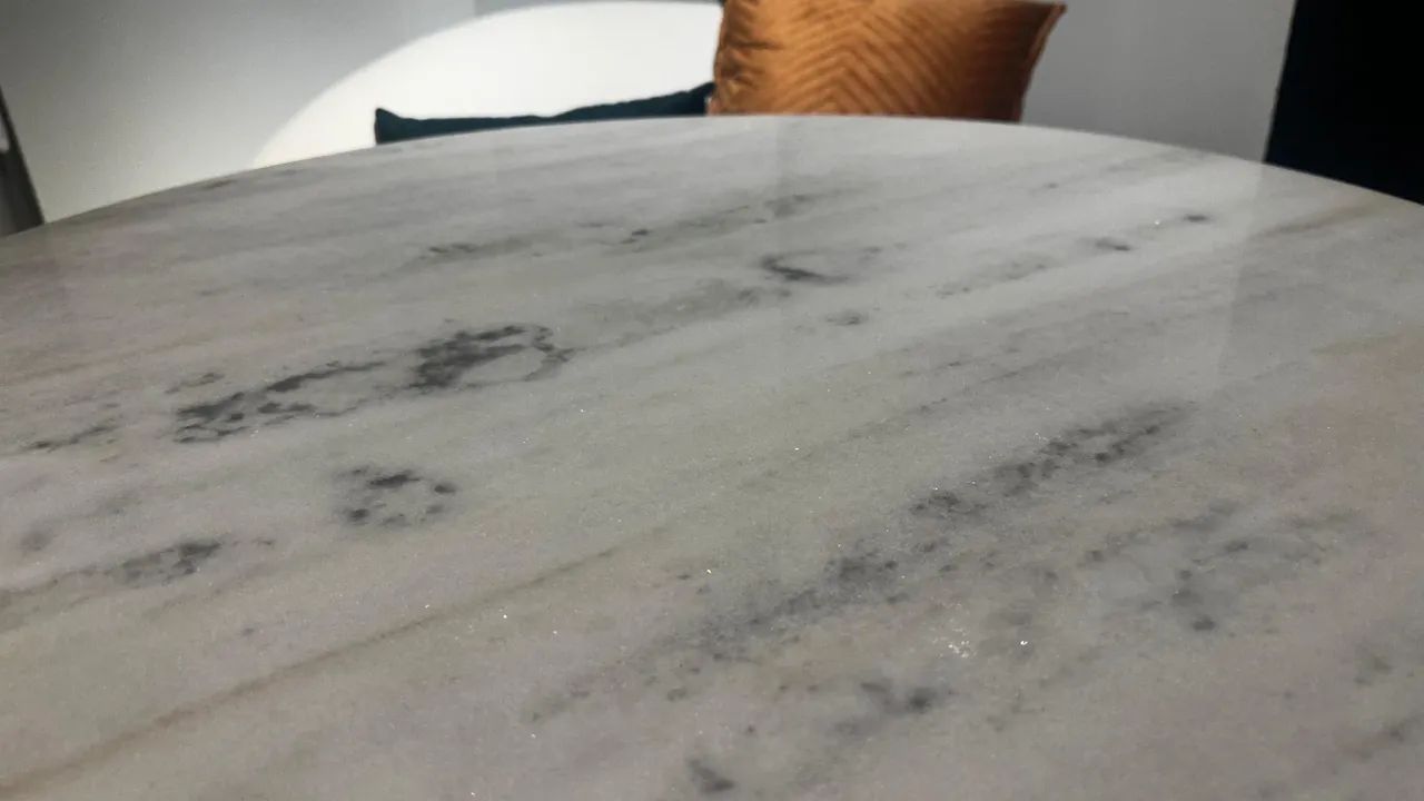 Tampo de mármore branco mesa saarinen  - Foto 4