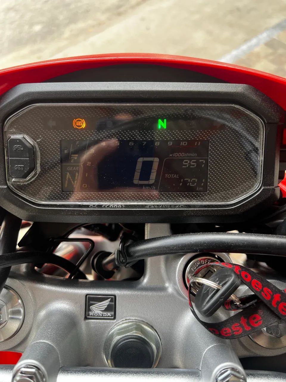 XR TORNADO 300 - Foto 2