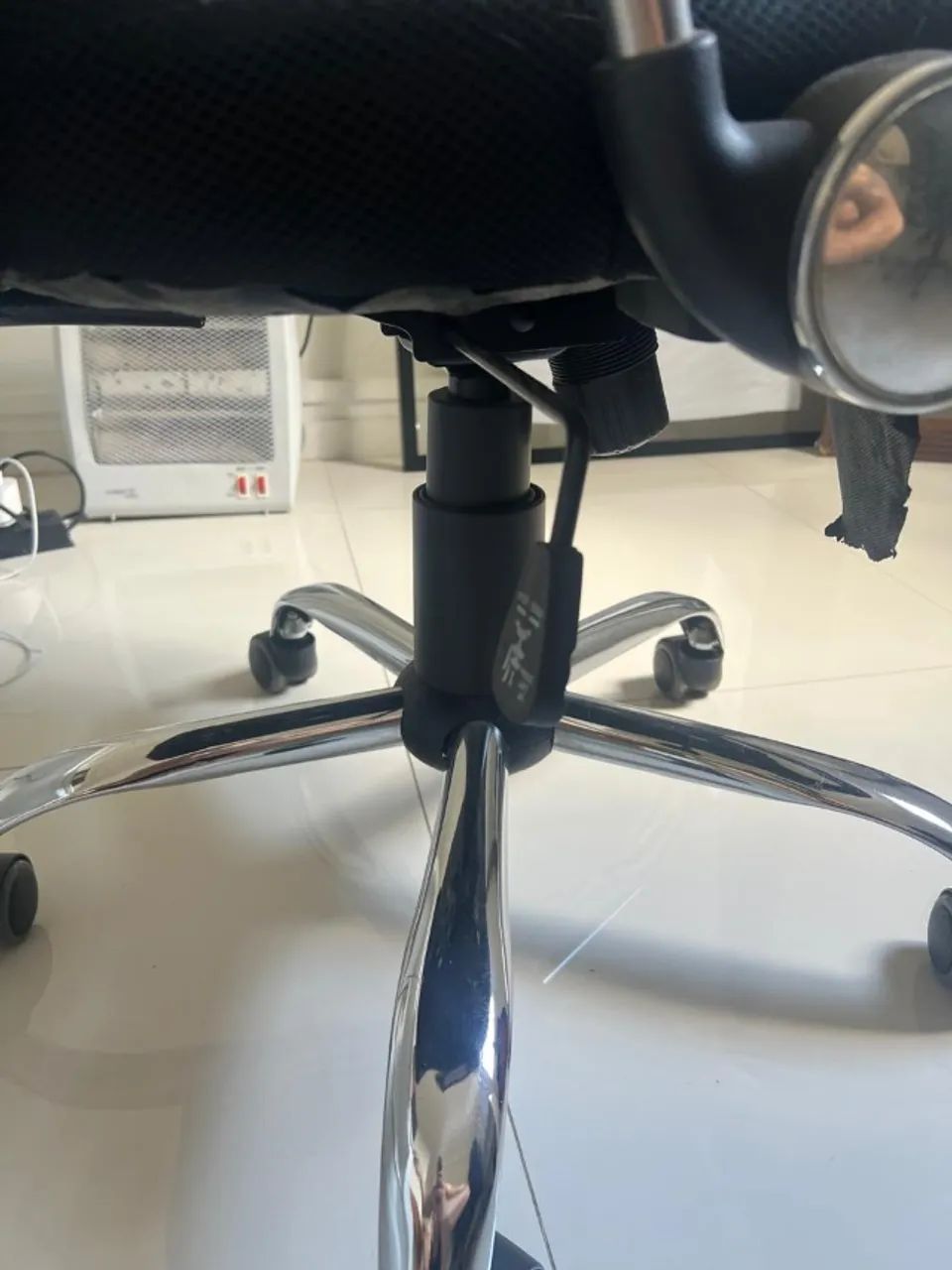 Cadeira Escritório - Foto 4