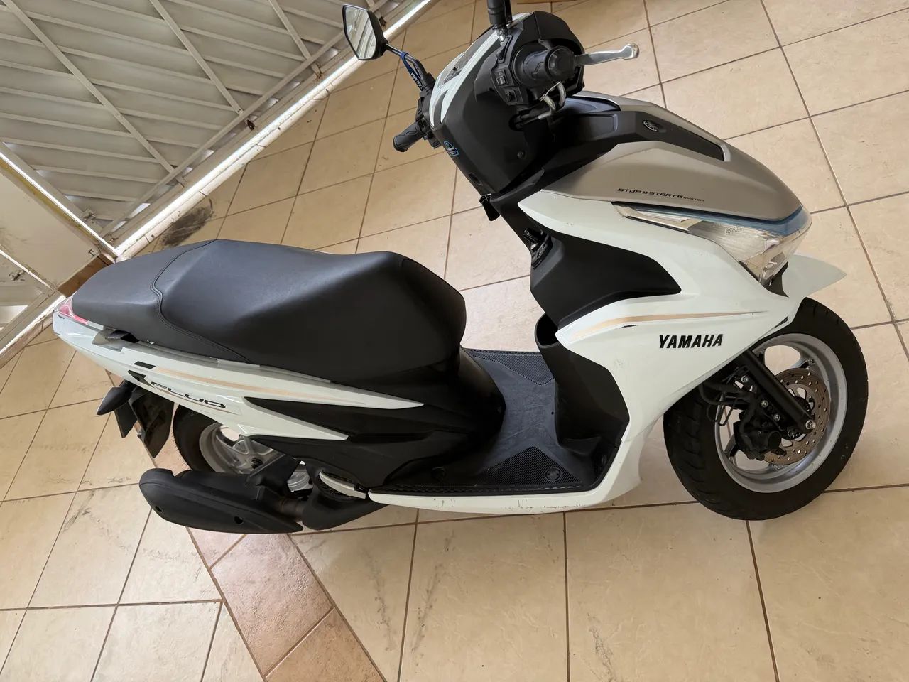 Moto Fluo 125  - Foto 4