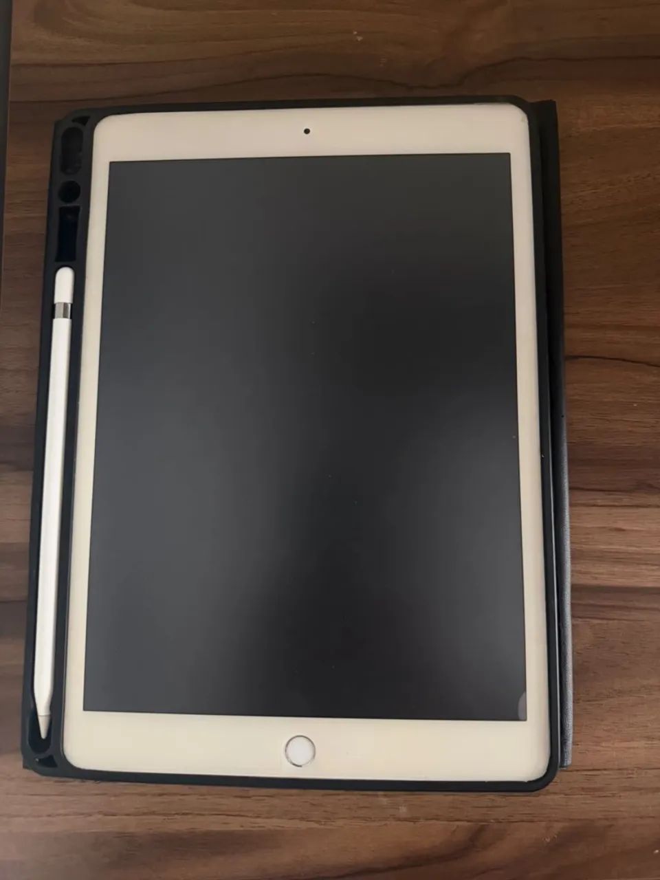 iPad oitava geração com Apple Pencil