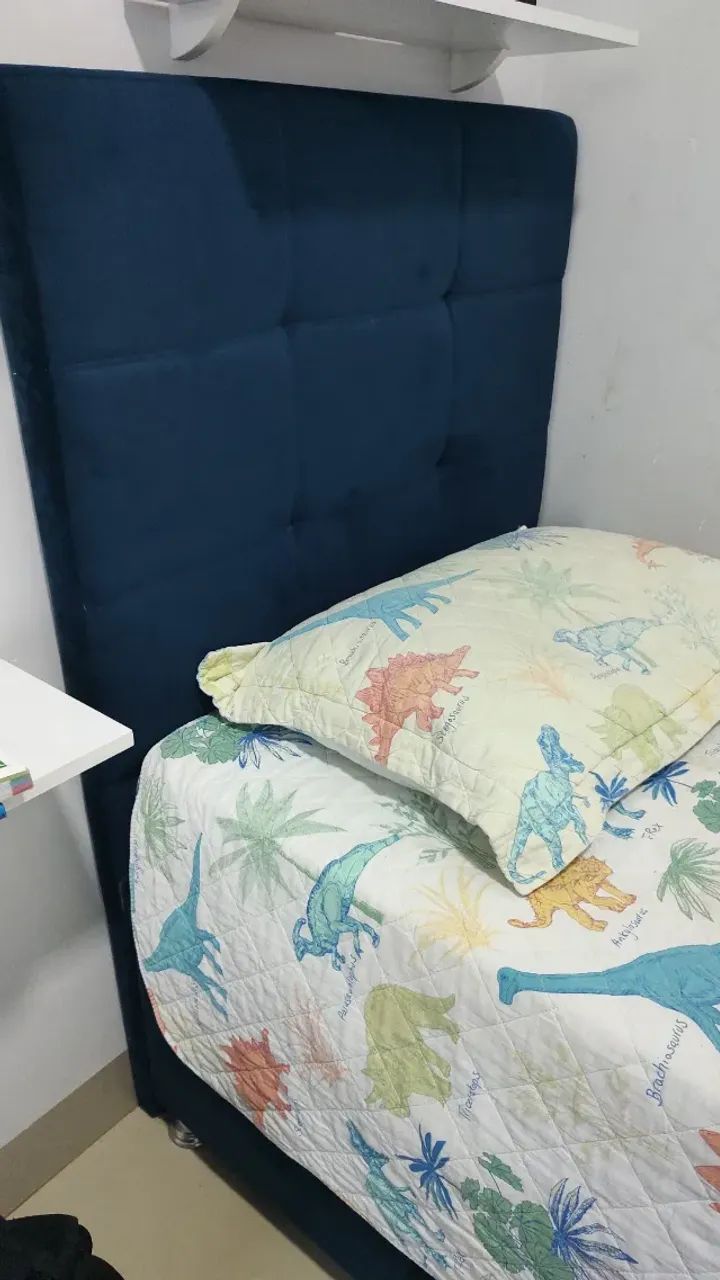 2 cabeceiras solteiro com box ( excelente estado de conservação)