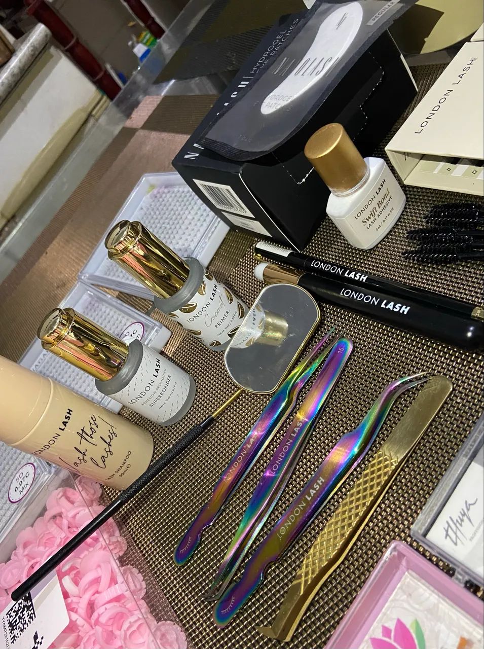 Kit Lash designer europeu