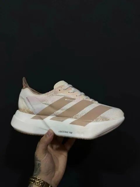 ADIDAS ADIOS PRO 4  - Foto 3