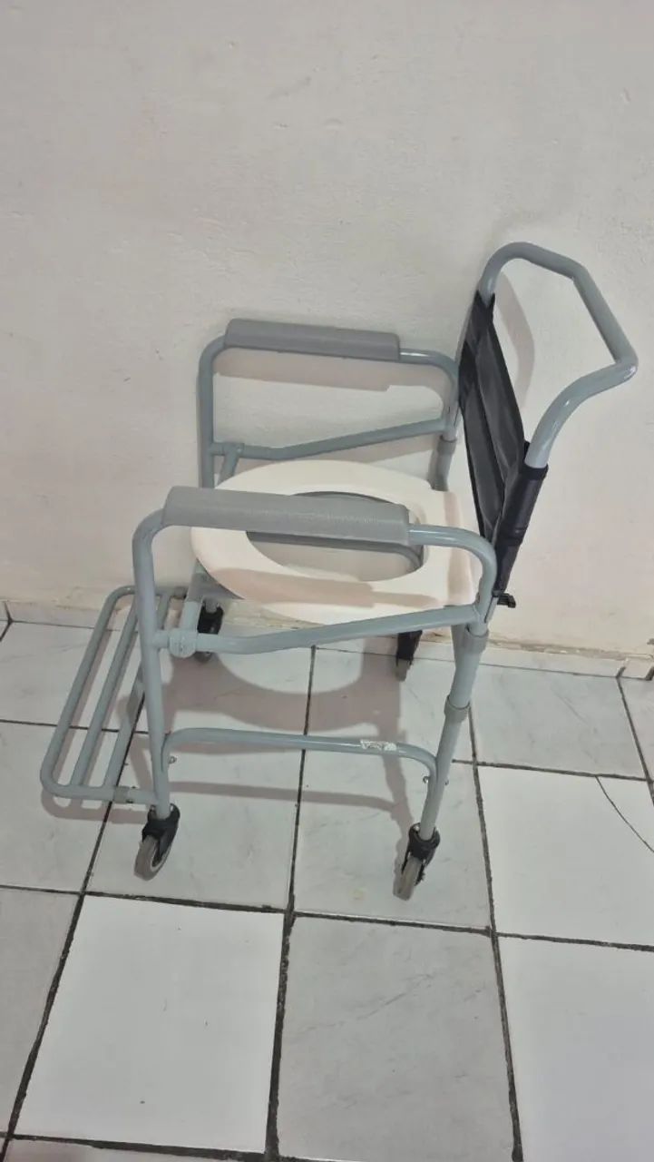 Cadeira de Banho Hidrolight  - Foto 2