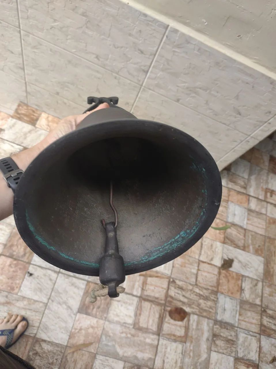 Lindo sino de lira em bronze  - Foto 3