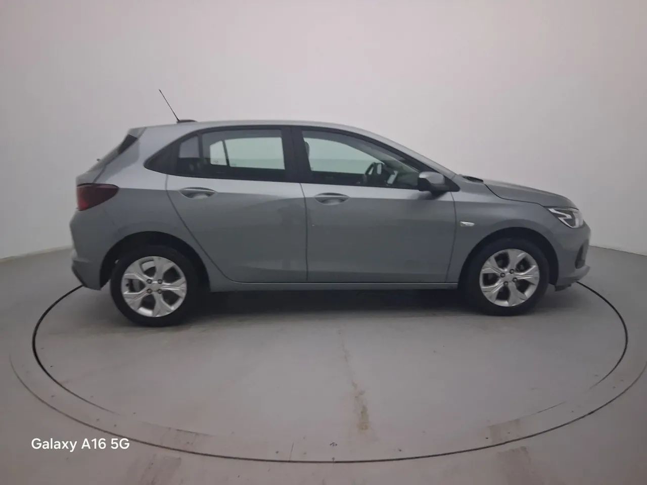 Chevrolet Onix Plus LTZ 1.0 12V TB Flex Aut. 4P, foto 6 de 18