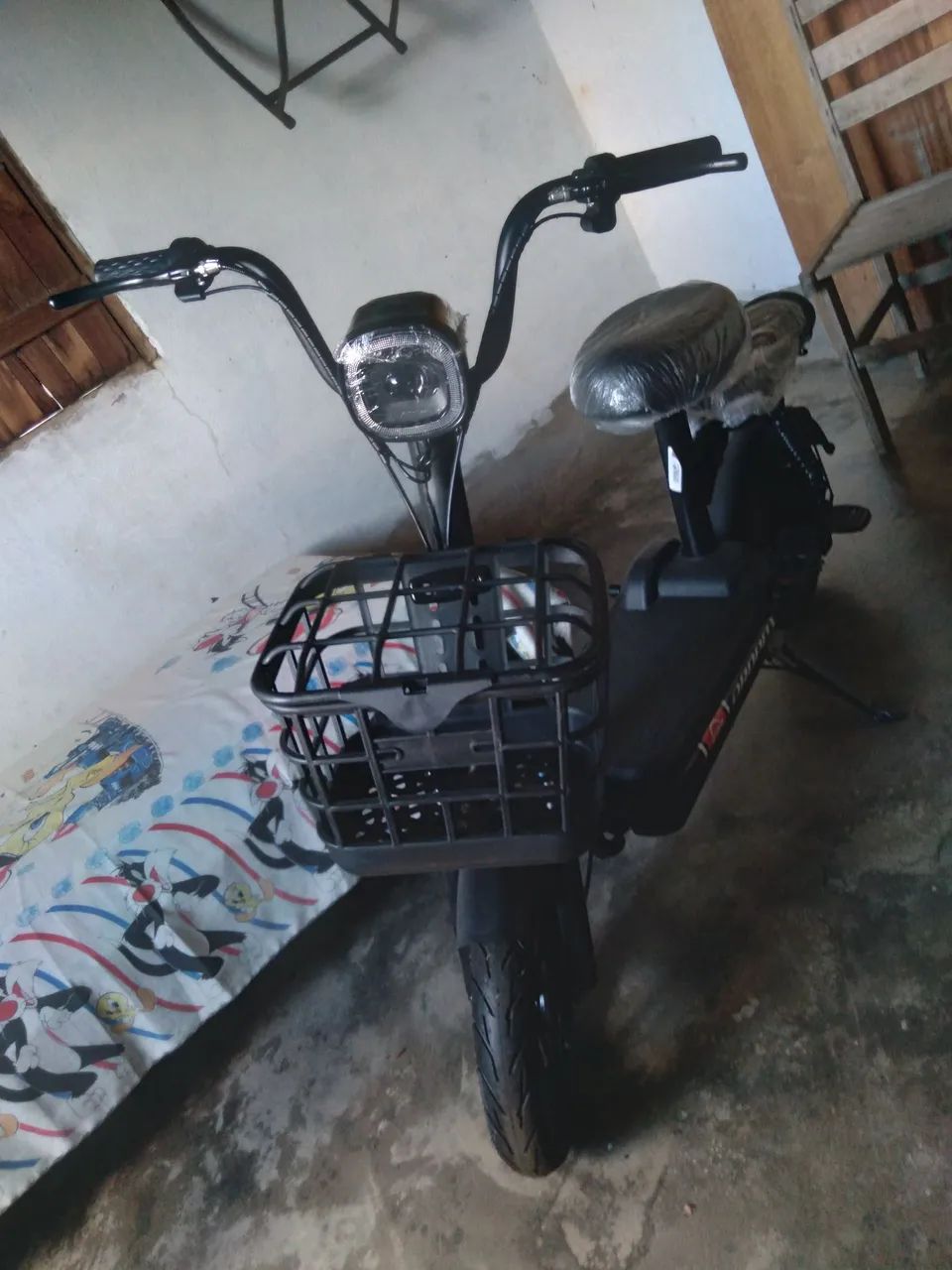 Scooter elétrica 