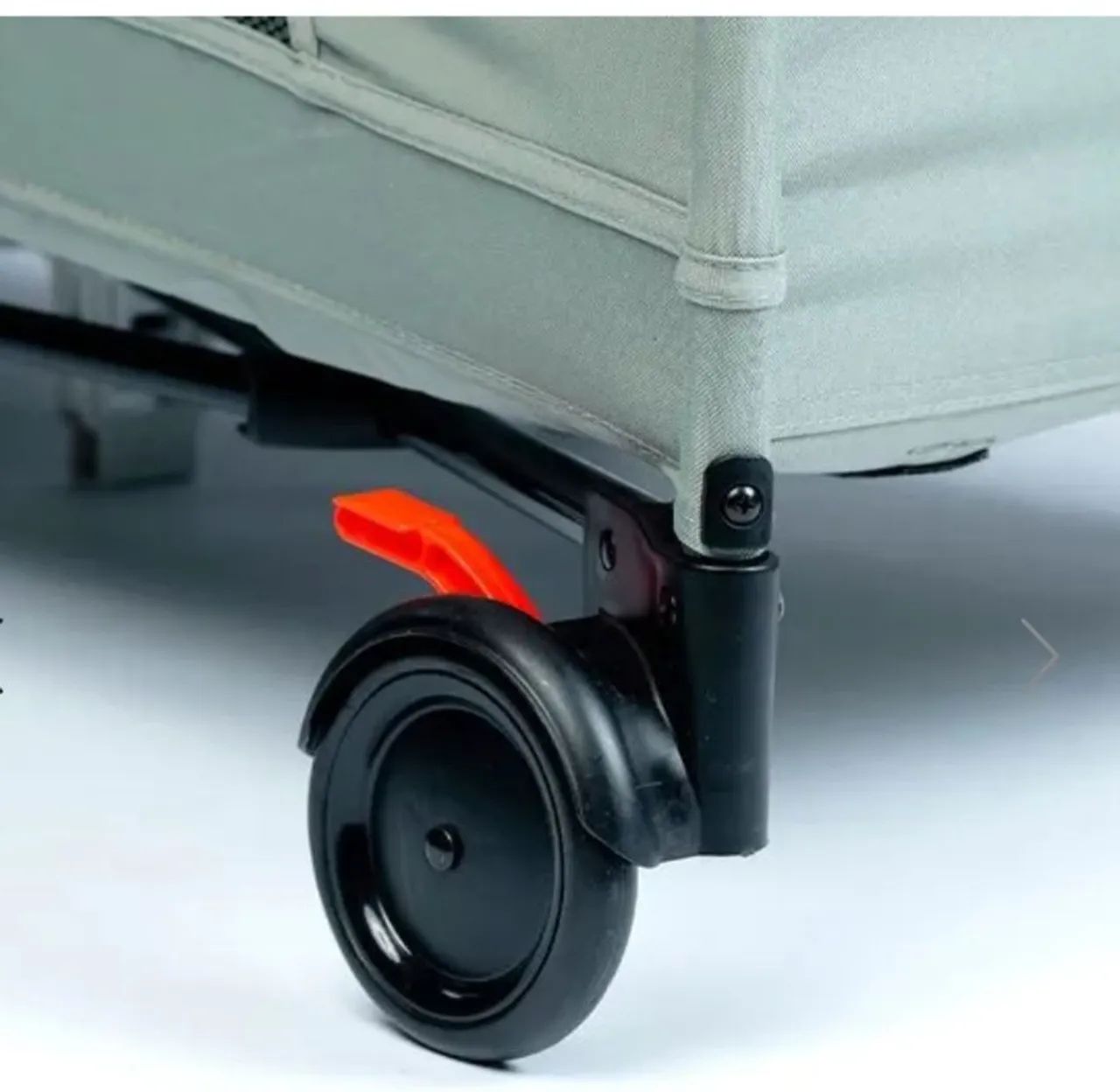 Berço desmontável 64985859085825124