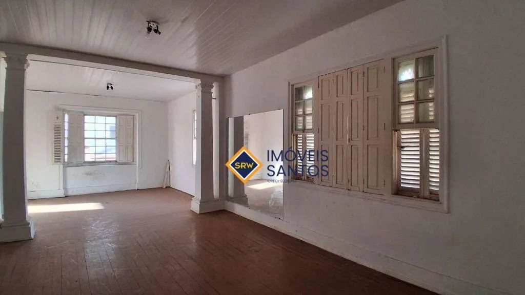 CASARÃO HISTÓRICO, COM 270 m², NO CENTRO DE AMPARO. - Foto 4