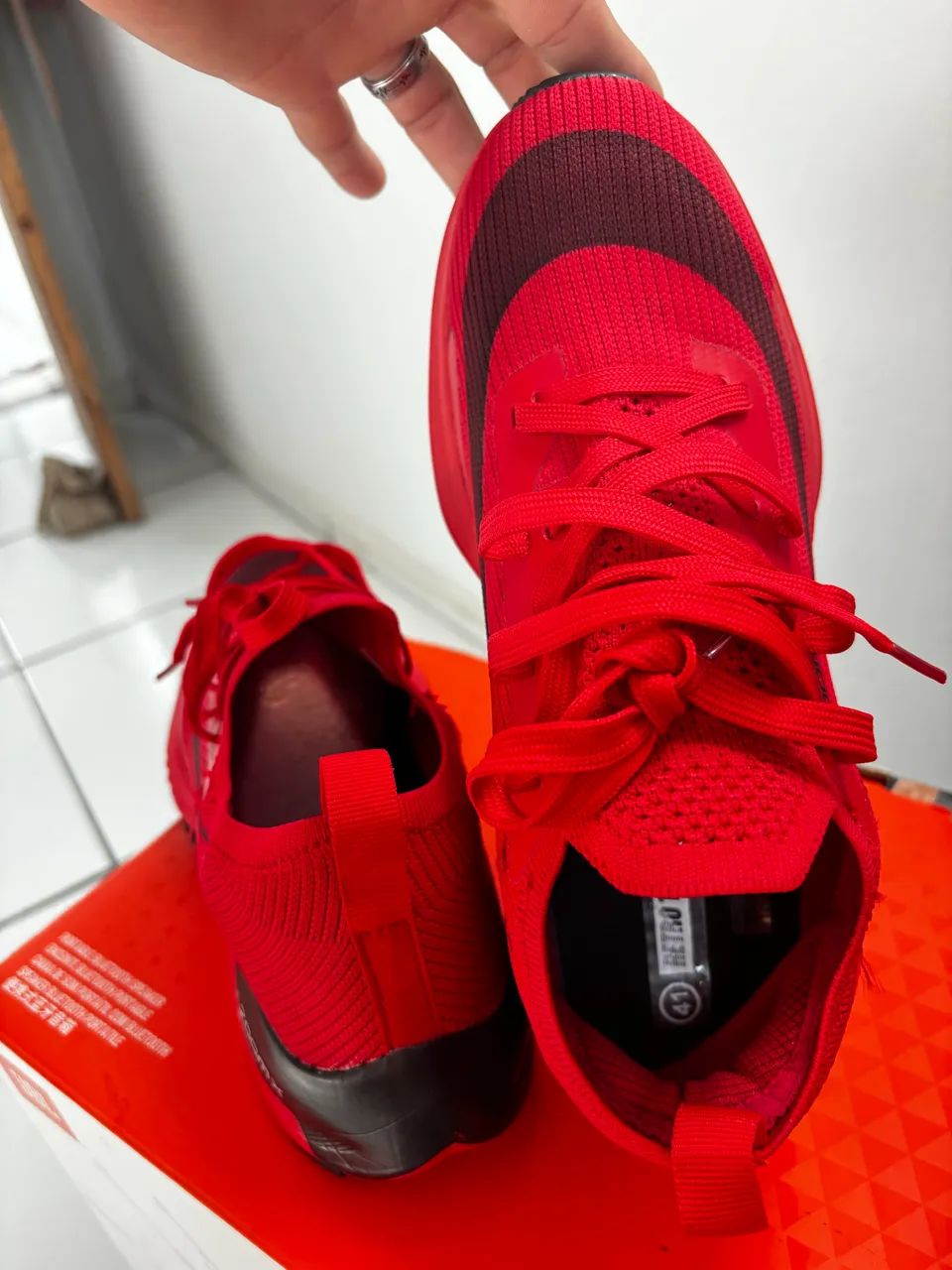 Tênis da Nike vermelho  - Foto 2