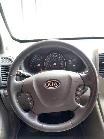 Kia Carnival EX 2012 apenas 64 mil km - Foto 3