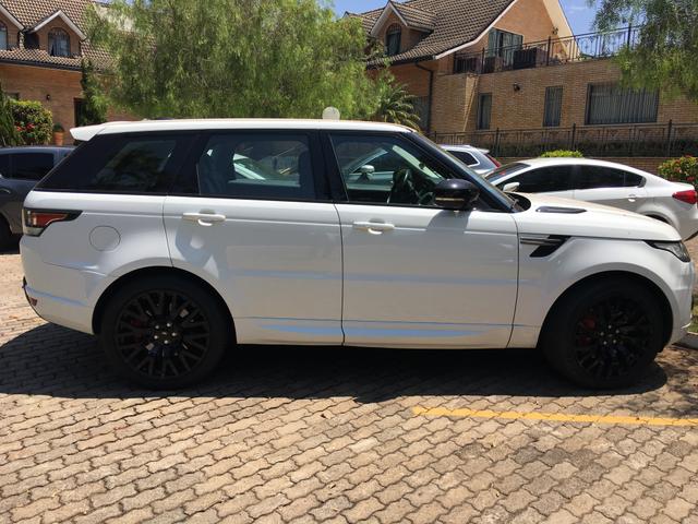 Land Rover Range Rover Sport 2014, branca, diesel V6. Linda. Impecável. Rodas 22