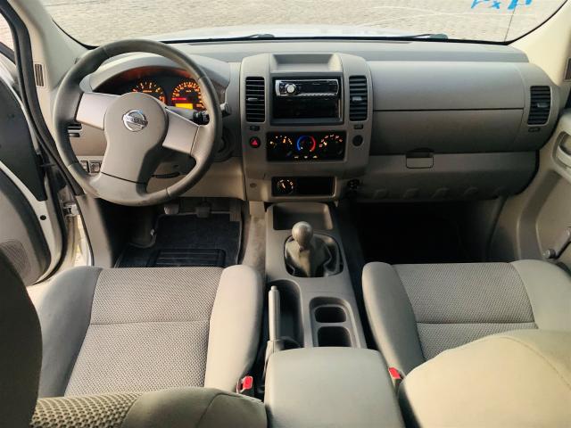 NISSAN FRONTIER 2010/2011 2.5 XE 4X4 CD TURBO ELETRONIC DIESEL 4P MANUAL - Foto 8