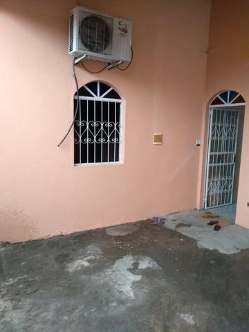 Alugo linda Casa com 03 Quartos sendo 1 Suíte em Manoa - Foto 12