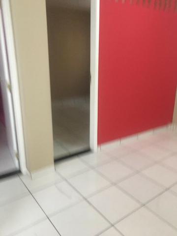 Alugo casa na rua direta de Cosme de Farias - Foto 3