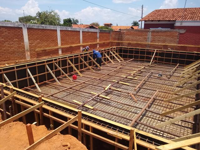 Chalé 3 dormitórios,sala, cozinha, mobiliado, garagem - Foto 3