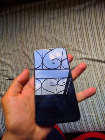 Xiaomi mi 8 lite 4/64 - Foto 2