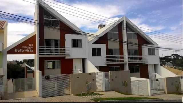 Sobrado com 03 quartos sendo 1 suíte no Pilarzinho