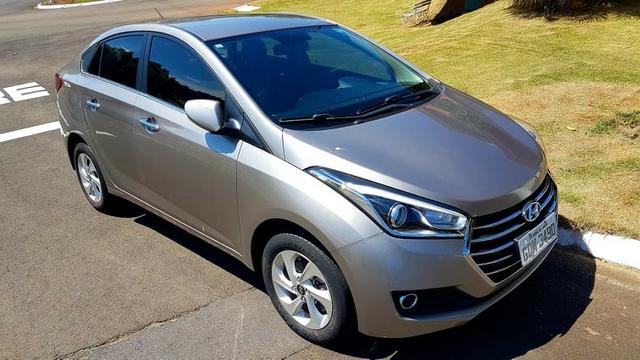 Hyundai HB20s 2017 Premium, AT 6 marchas, couro, garantia 2021, revisado