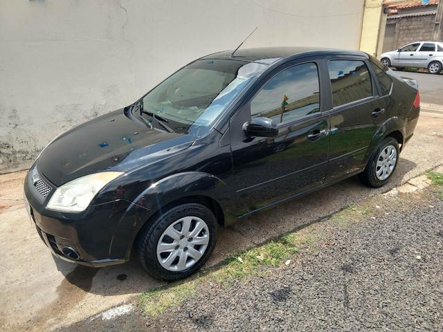 Fiesta Sedan