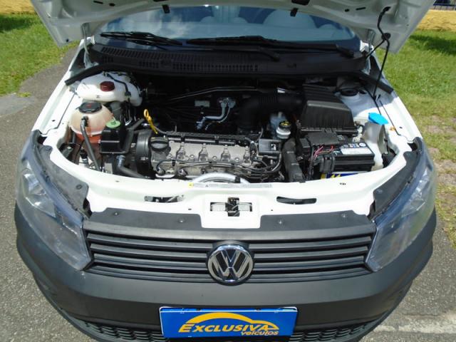 VOLKSWAGEN Saveiro Robust 1.6 Total Flex 8V - Foto 13