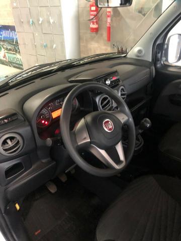 Vendo ou Troco Doblo Eseence 1.8 7 lugares 2017 - Foto 2