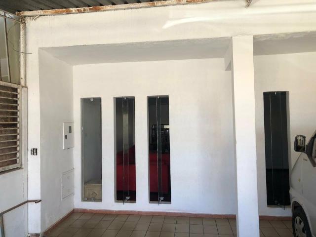 VENDO GRANDE CASA No BANDEIRANTE ( Av.Central ) - Foto 2
