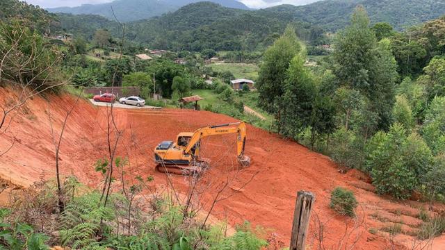 Lote para chácara no interior de Camboriú Caetés 3.000m² Valor R$90.000,00 de entrada - Foto 5