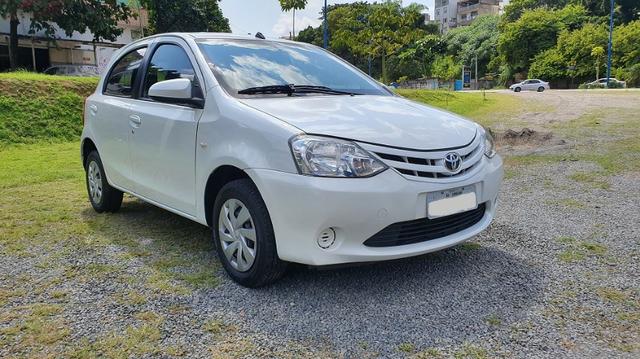 Etios XS 1.5 Flex AUT. 2017 - Foto 2