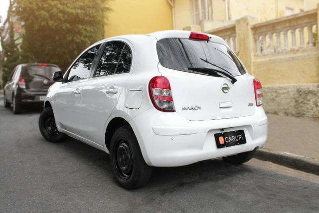 Nissan March 1.6 S Flex Manual 2014 - Foto 2