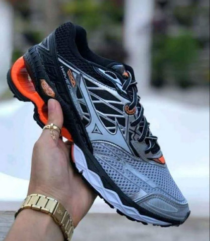 mizuno nike