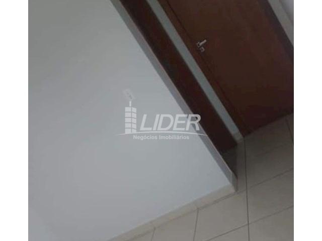 Casa de condomínio para alugar com 2 dormitórios em Saraiva, Uberlândia cod:864946 - Foto 10