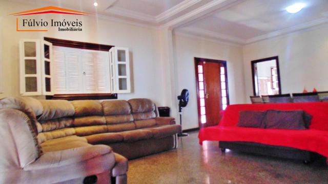 Exuberante casa térrea de alto padrão, com fino acabamento, toda na laje e porcelanato, na - Foto 8