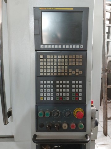 Centro de usinagem vertical Romi D-600 com 4° eixo - Foto 2