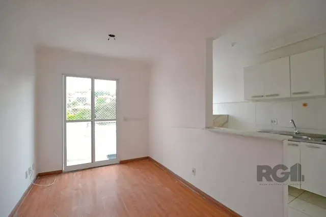 Apartamento à venda no bairro Teresópolis em Porto Alegre/RS