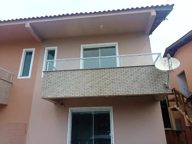 Vende Duplex nos Ingleses