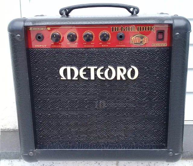 Amplificador  Cubo Meteoro - Demolidor FWB 20 - 80 W 