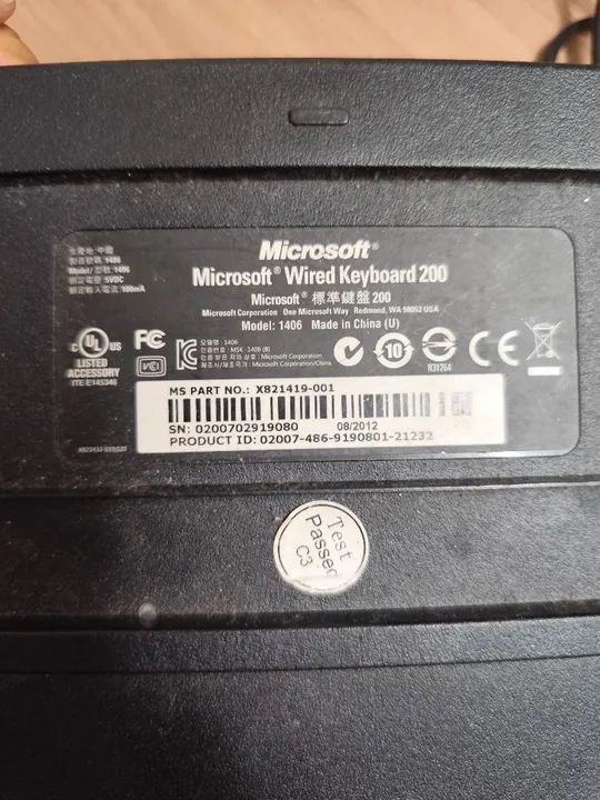 Teclado Microsoft USB modelo 200 c cabo USB  - Foto 4