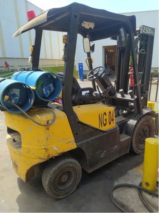 Empilhadeira Daewoo 2,5 Ton - Foto 2