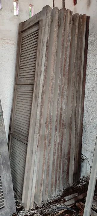 Portas de Sucupira Maciça Veneziana - 0,70 x 2,40 ( Tenho 12 Unidades). - Foto 2