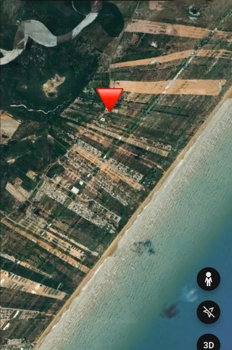 Terreno com 100 tarefas. Fundo praia - Barra dos Coqueiros