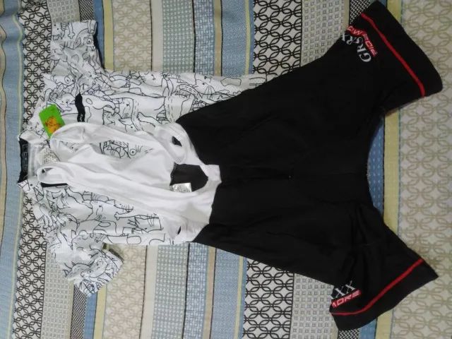 conjunto de roupa de ciclista