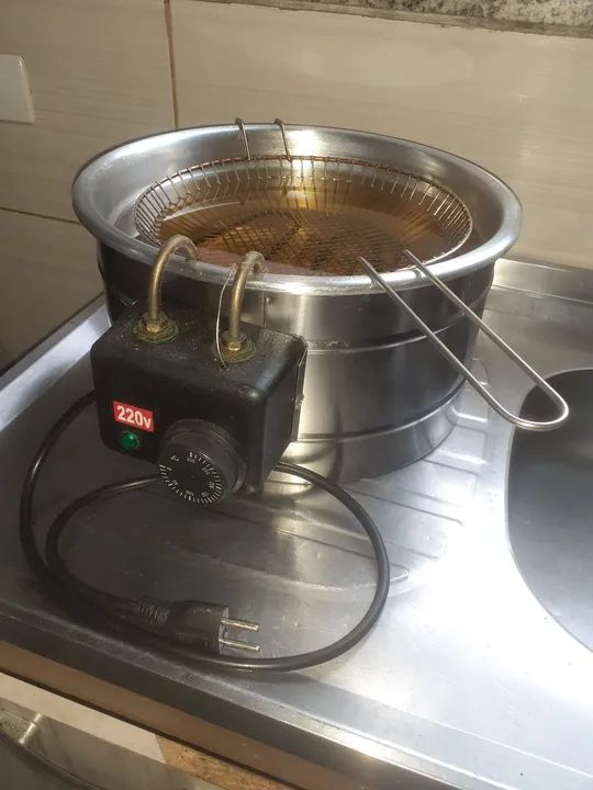 Fritadeira Elétrica Industrial 5l 300 reais - Foto 2