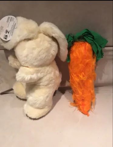 Coelho de pelúcia com cenoura NOVO - Foto 3