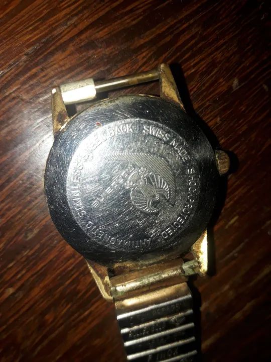 Relógio mondaine suíço banhado  - Foto 3