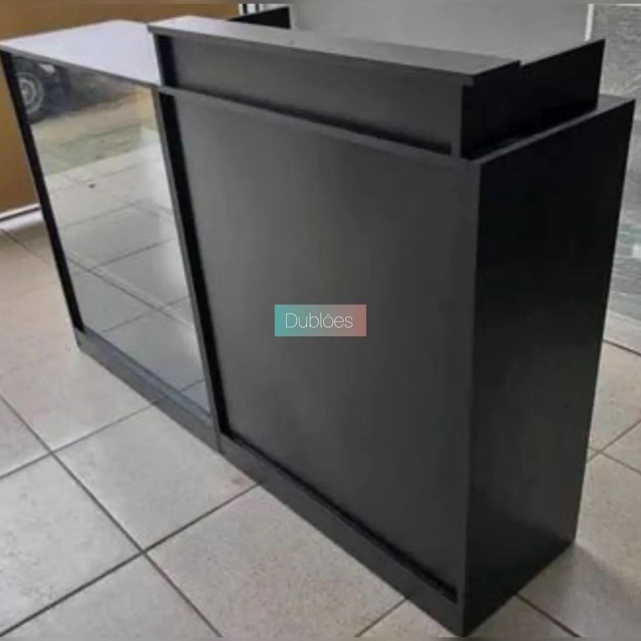 Balcão caixa preto + vitrine super promoção 