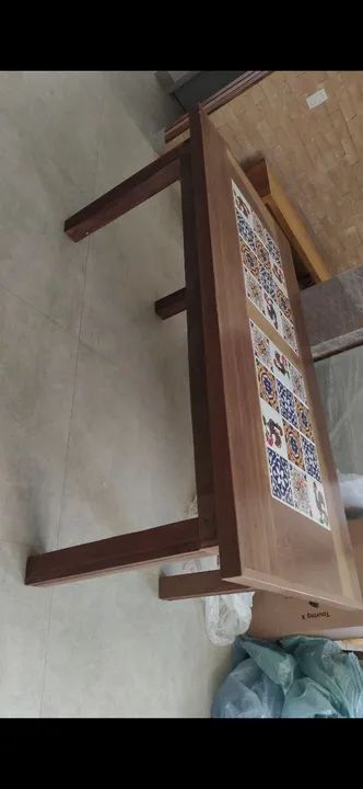 Mesa em madeira demolição com ladrilhos  - Foto 3