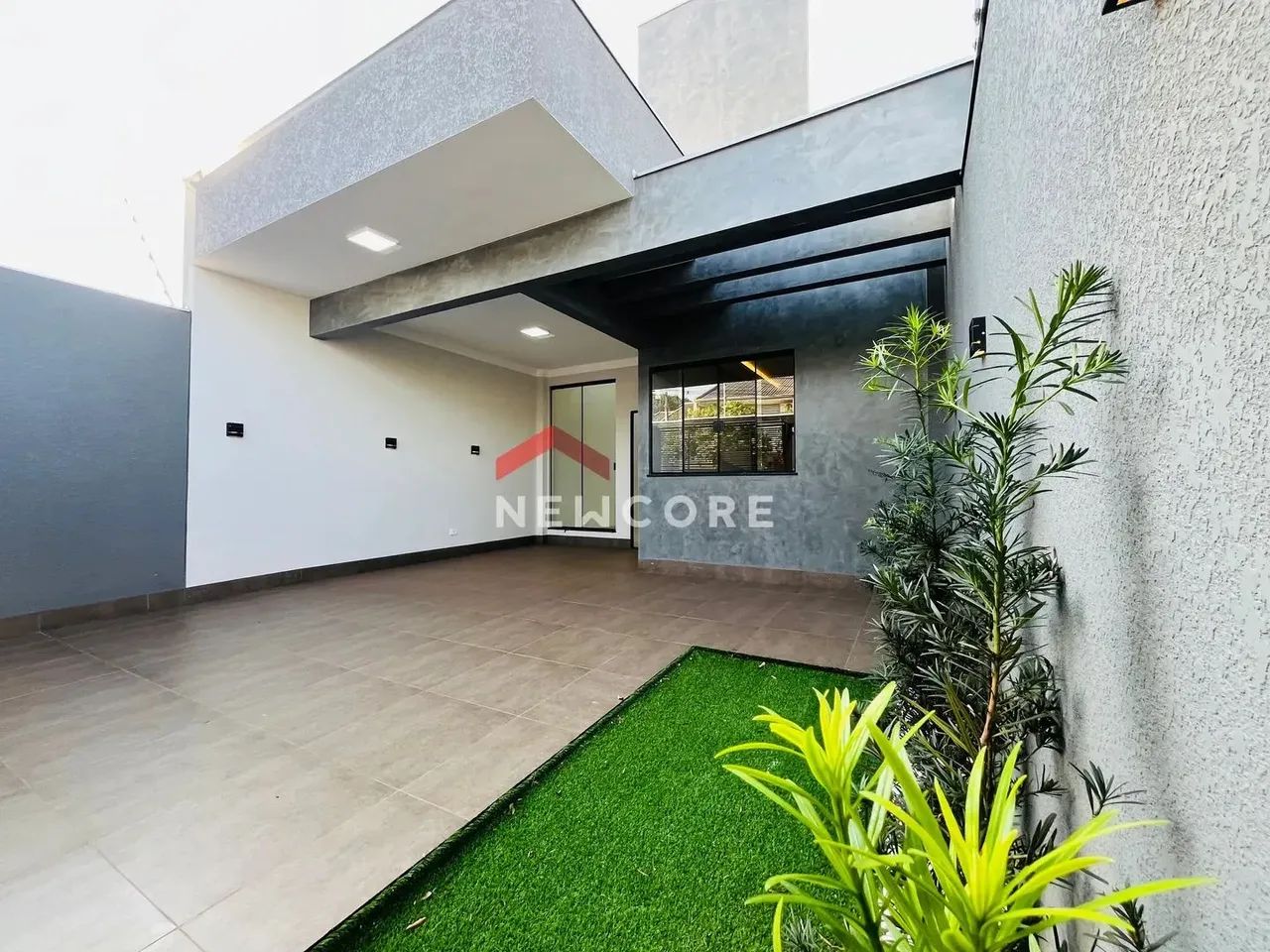Casa em Rua Paulo Jorge Carolino - Jardim Paris - Maringá/PR - Foto 3